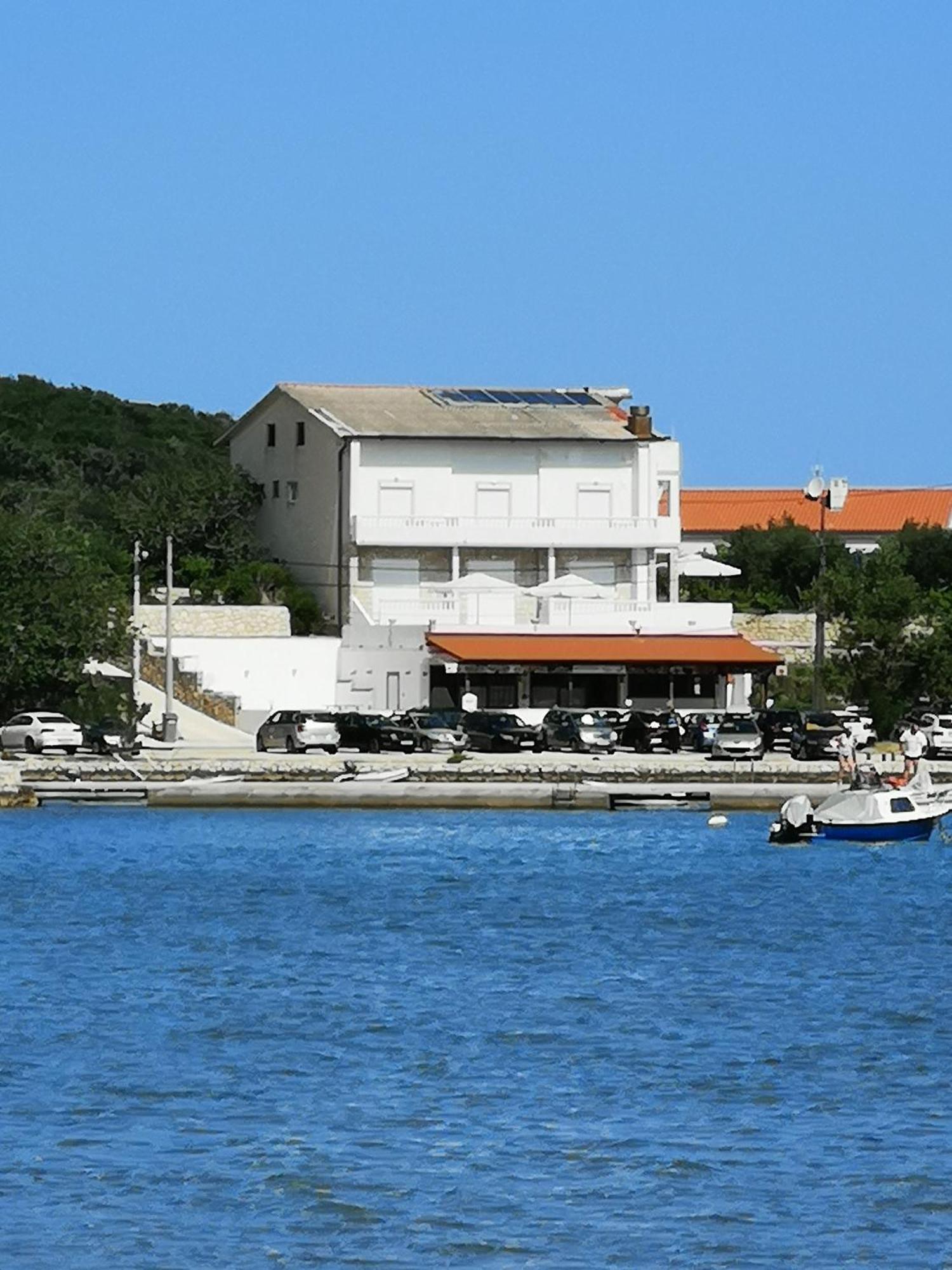 Apartments Mareta Раб Екстериор снимка