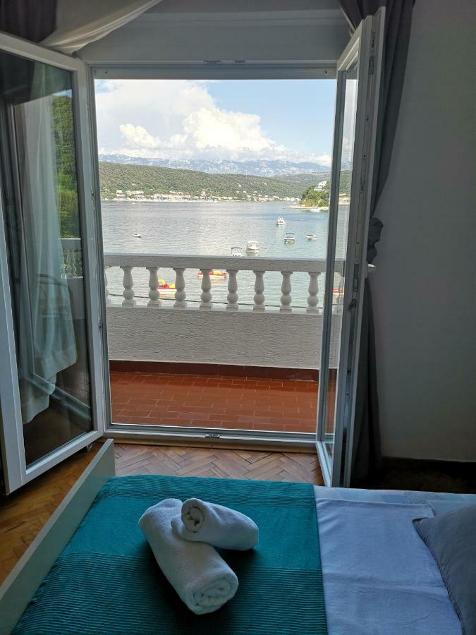 Apartments Mareta Раб Екстериор снимка